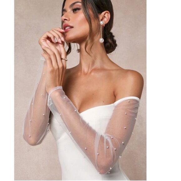Eternally Beloved White Mesh Off-the-Shoulder Pearl Maxi Dress Size XS - Picture 2 of 5